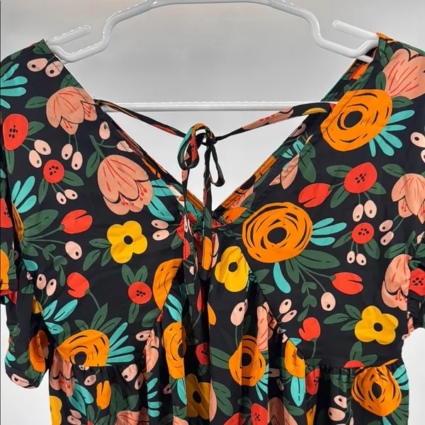 Entro Floral babydoll Blouse M Black Orange Yellow Green colorful flowy silky - Image 3