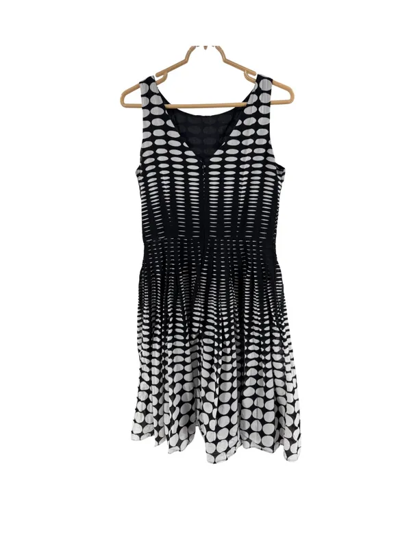 Talbots Black and White Polka Dot knee length Dress 8 cotton career party event - Image 3