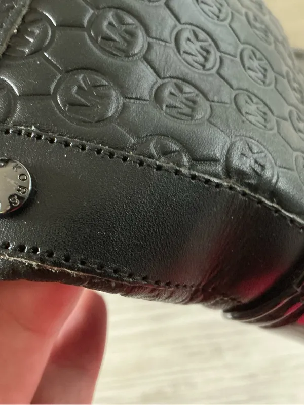 Michael Kors women’s Blakeley logo embossed ankle rain boots black size 8 - Image 9