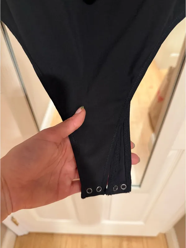 Abercrombie Cut-Out Bodysuit - Image 6
