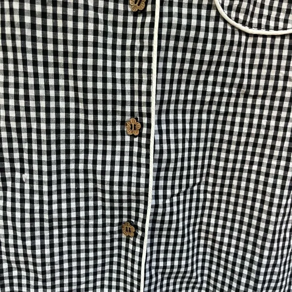 POL gingham collared pajama‎ top wooden button detail size small - Image 4