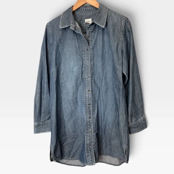 Chico's Women Blue Denim Tunic Button Down Shirt Cotton Size 2 Medium Wash L - Image 2
