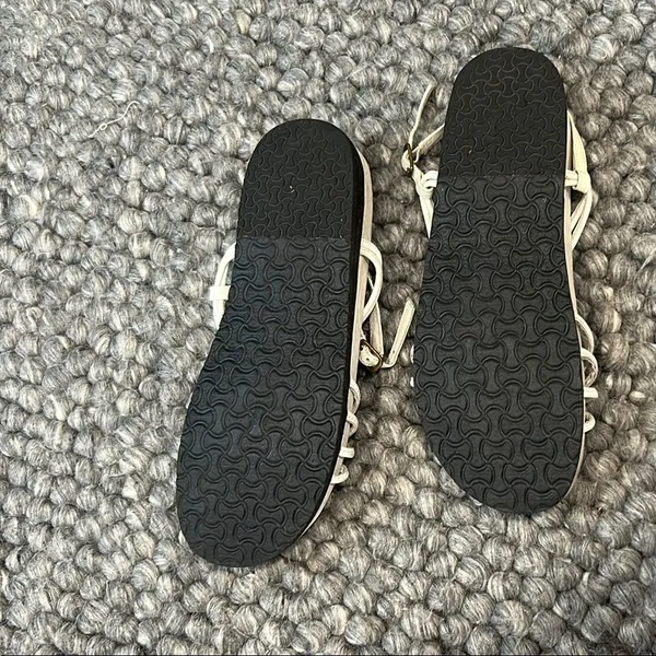 David Tate Cream Strappy Leather Flat Sandals Size 7 - Image 6