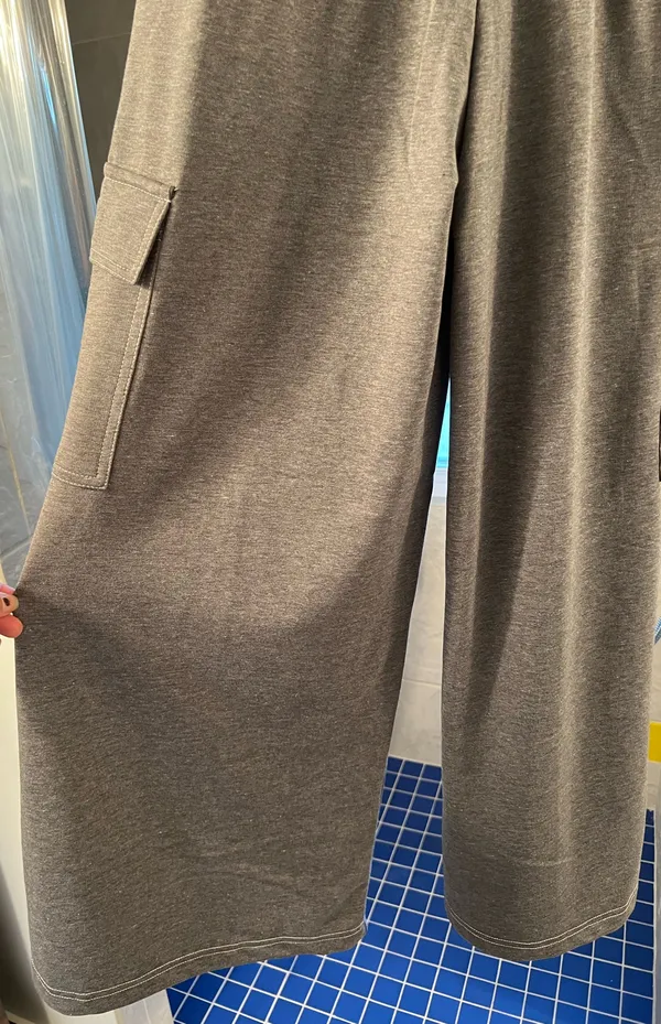 Forever 21 Wide Leg Elastic Waist Grey Pants - Image 5