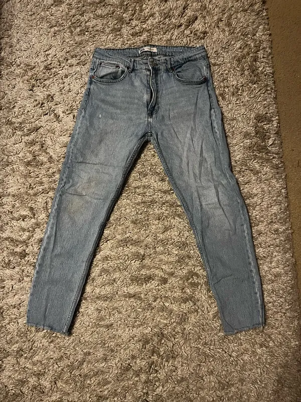 Zara The Raw Edge Jeans Size 32 - Image 2
