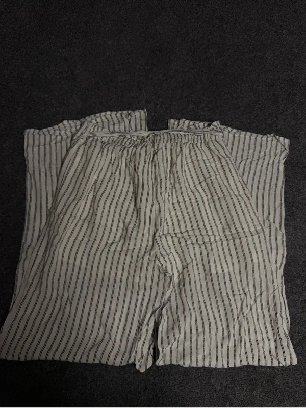 Caren Forbes Striped Drawstring Wide-Leg Pants in white and Black - Image 3