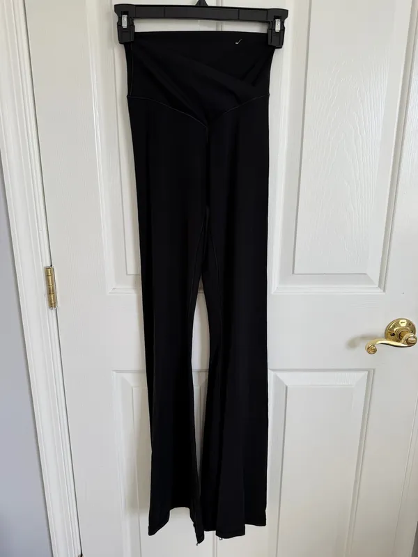 Aerie Crossover Flare Leggings - Image 2