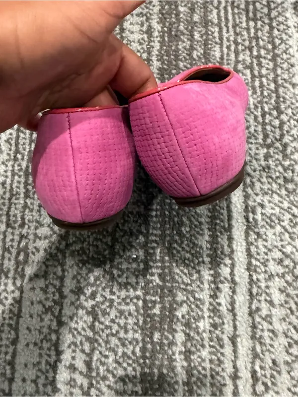 Clarks Artisan Pink Tige De Cuir Loafers Suede Flats size 6M - Image 5