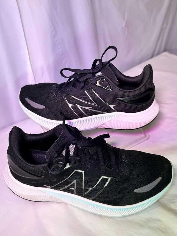 New Balance Black and Light Blue Women's Running Sneakers - Image 3