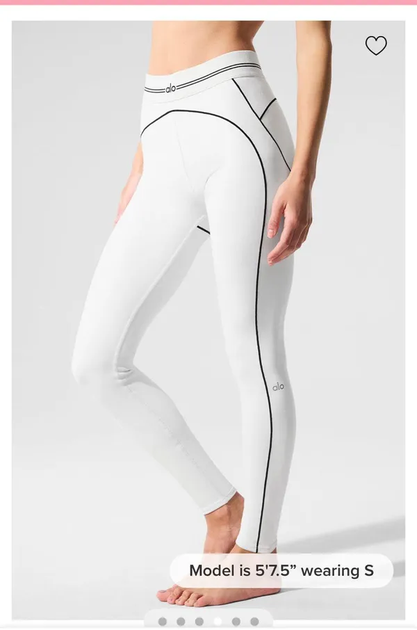 Alo Set Yoga Airbrush Heart Throb leggings and bra - Image 6