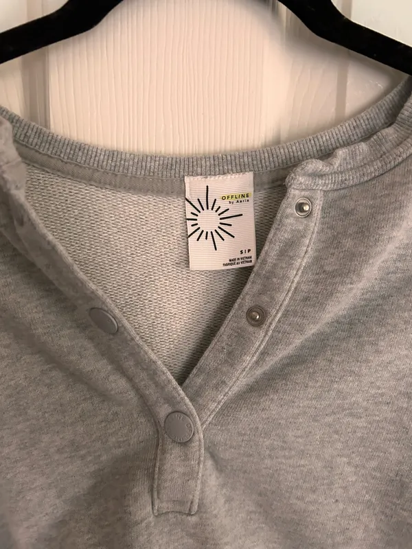 Aerie Grey Cropped Sweater - Image 6