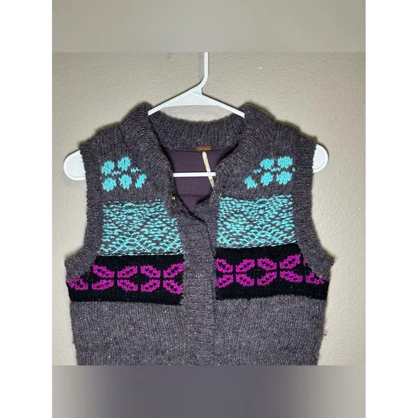 Free People Geometric Fair Isle Chunky Snap Button Knit Sweater Vest Women’s XS - Image 2