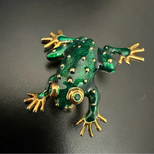 Vintage GIOVANNI Enameled Green Frog Gold-tone Miniature Mini Brooch 9.1g. - Image 7