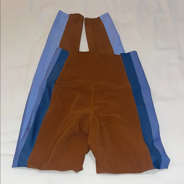 NWOT Brown and Blue Leggings - Image 4