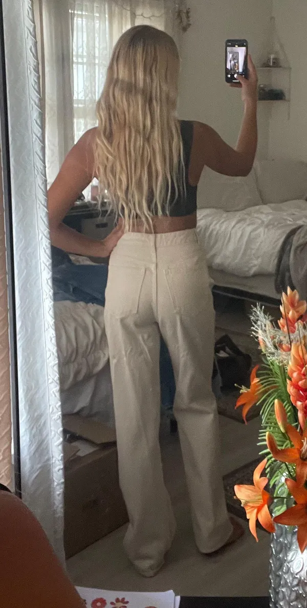 Beige Flare Jeans - Image 3