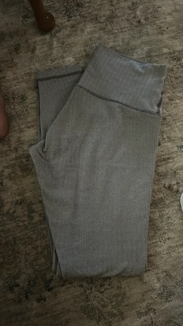 Lululemon Lot  - Image 4
