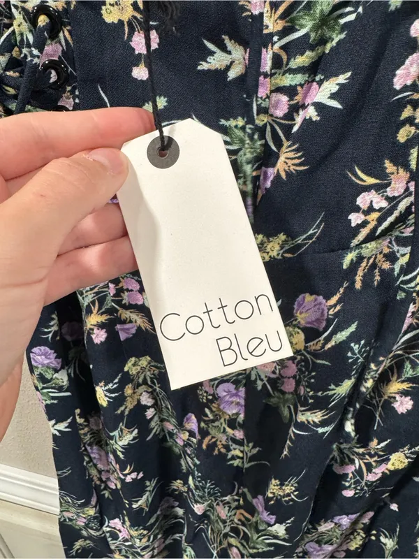 NWT Floral V-Neck Navy Jumpsuit with Lavender Blooms - Image 6
