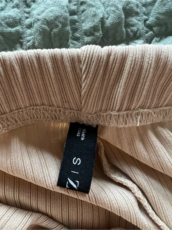 Zaful Ribbed Flare Pants Set - Taupe - Image 3