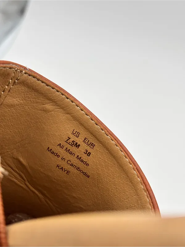 Sam Edelman Tan Leather Clog Mules with Gold Chain Accent Size 7.5 - Image 10
