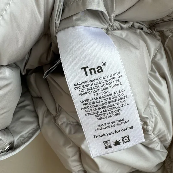 NWT Aritzia TNA Archive Quilted Premium Goose Down Gray Chrome Coat Size XS - Image 9