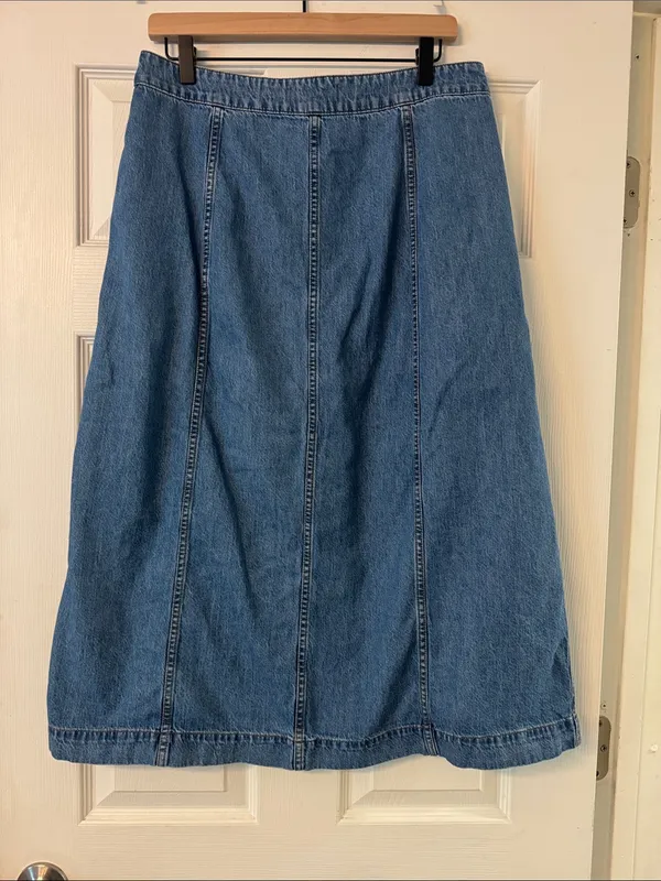 Madewell Blue Button-Front Denim Midi Skirt - Image 4