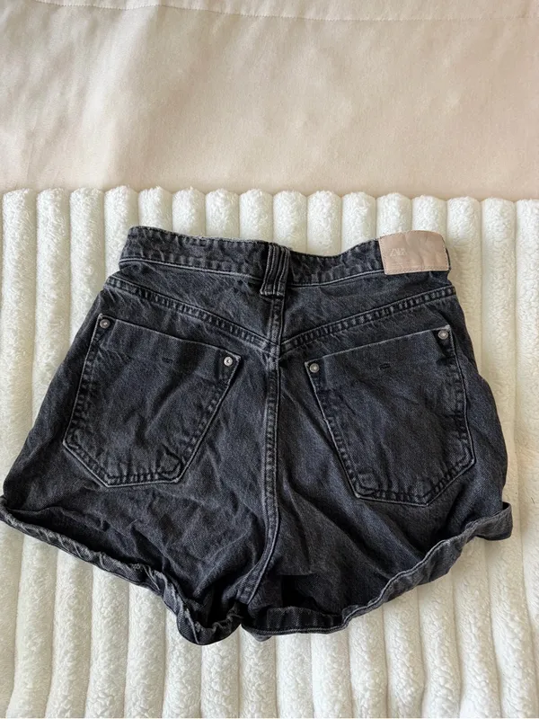 Zara Washed Black Rolled-Hem Denim Shorts - Image 5