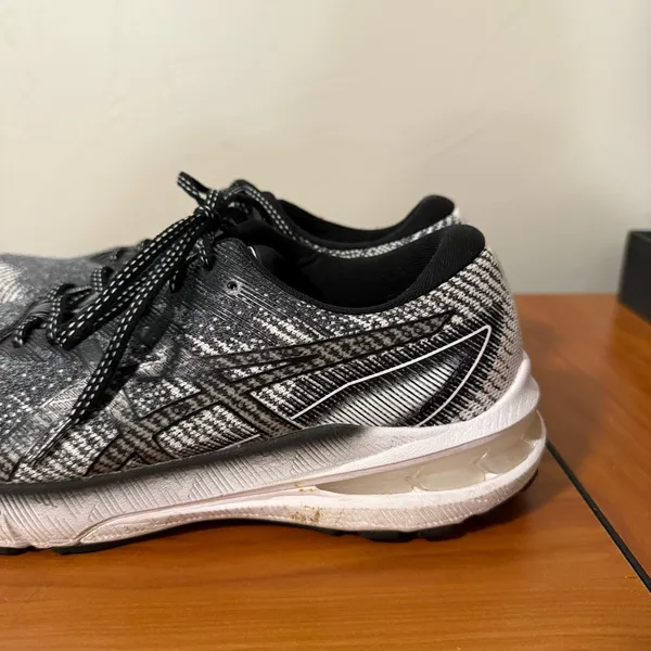Asics Women's GT-2000 13 Running Shoe Black White Knit Flyte‎ Foam Trainer W10 - Image 3