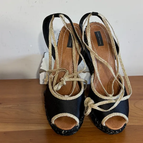 Marc Jacobs Black Satin Gold Metallic Wrap Espadrille Wedge Sandals Spain 38.5 - Image 4