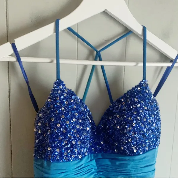 Dave & Johnny Short Blue Iridescent Sequin Bust Homecoming Dress Cocktail Formal - Image 3