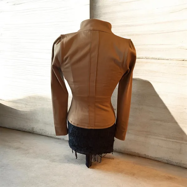 NWT girlfriend collective zip up jacket with thumb holes - Image 3