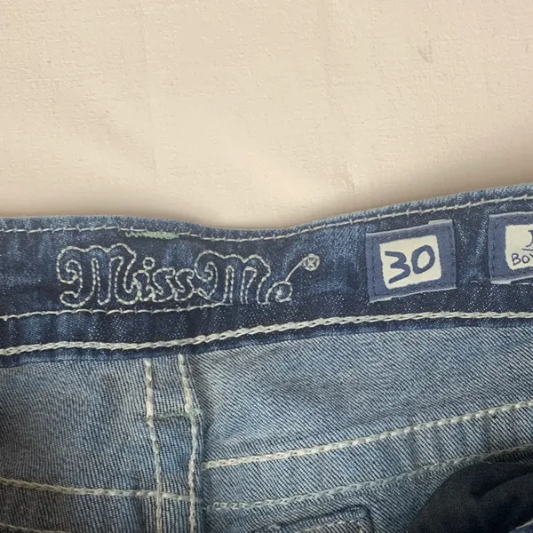 Miss Me size 30 boyfriend capri jeans denim chunky stitch crop - Image 3