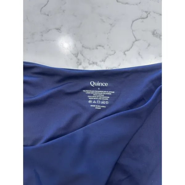 Quince Deep Navy Italian Low Rise Bikini Bottoms Size Small - Image 3