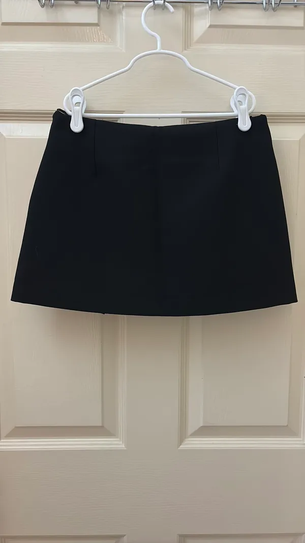 Zara black asymmetric skort - Image 3