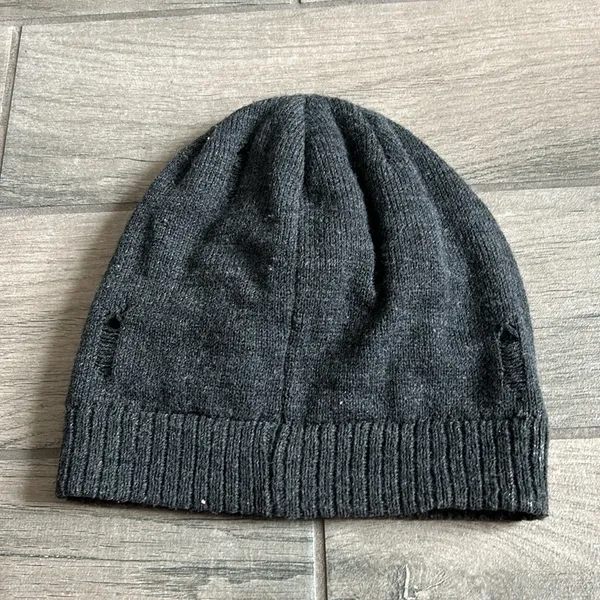Gray beanie - Image 3