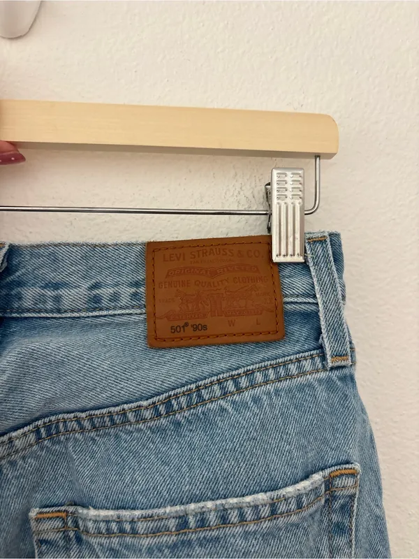 Levi’s 501 90s jeans light wash - Image 2