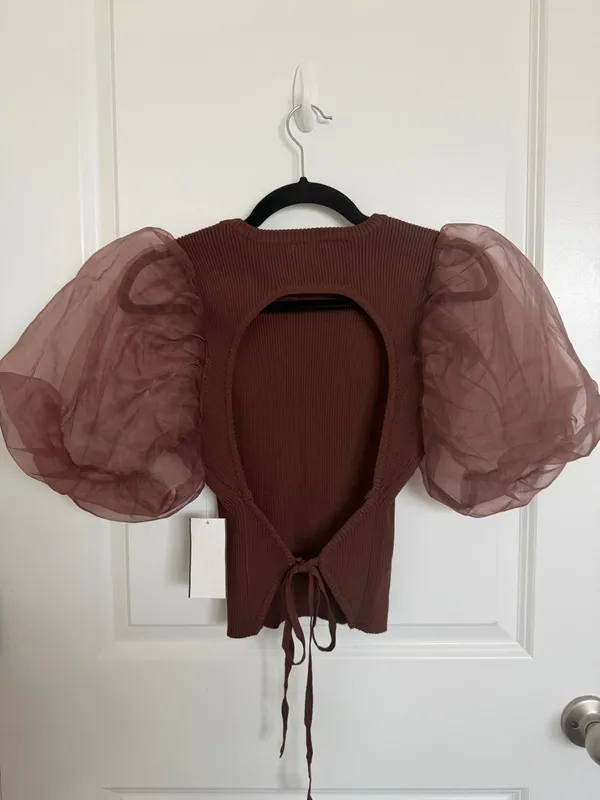 NWT ASTR The Label Avery Top Medium - Image 7