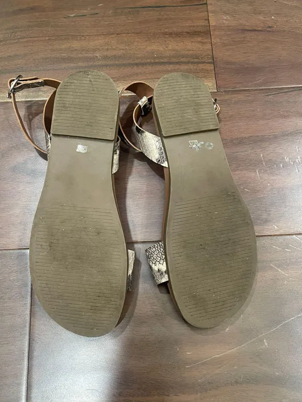 Steve Madden Snakeskin print sandals 7.5 - Image 5