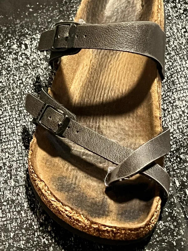 Womens sz8 Birkenstock Mayari criss-cross straps Sandals- Brown/Black - Image 7