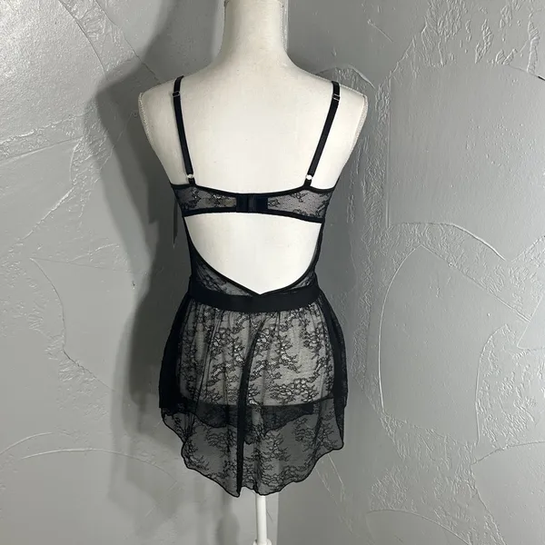 Roma Black Sheer Lace Babydoll Chemise with Plunge Cups - Image 5