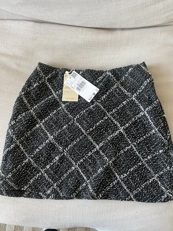 Black And White Tweed Mini Skirt - Image 2