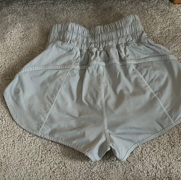 Lululemon Track That Short - Image 4
