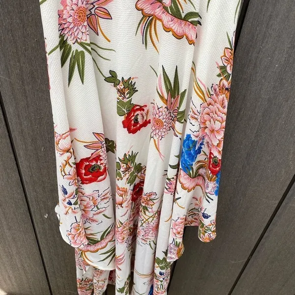 Love & Other Things Floral Maxi Dress‎ nwt - Image 3