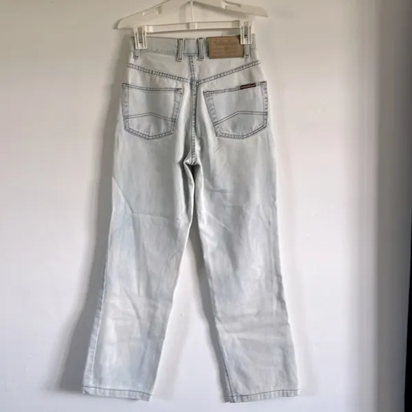 Vintage Marlboro Classics light wash, high waist cigarette jeans - Image 5