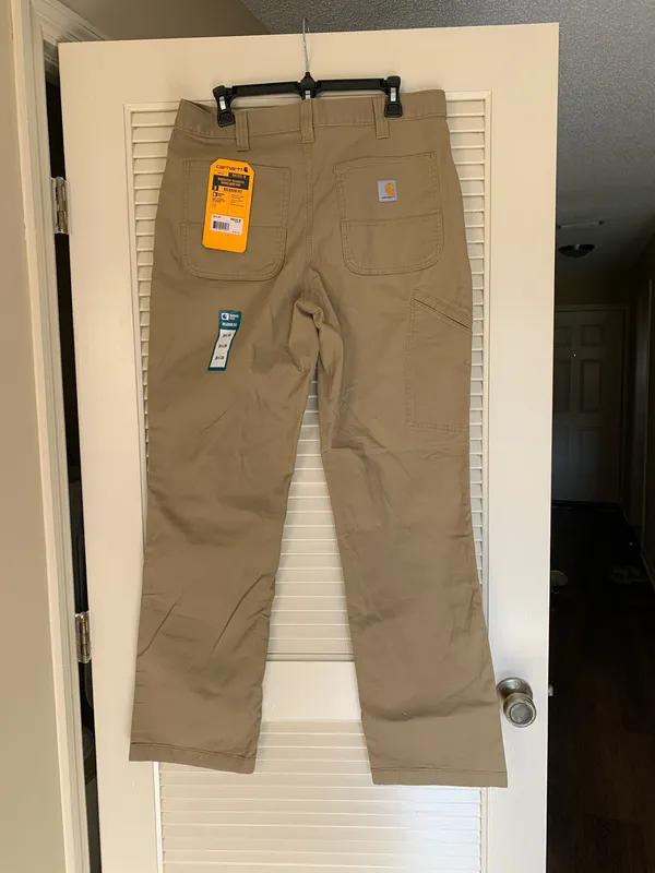 Carhartt Men’s canvas work pants - Image 3