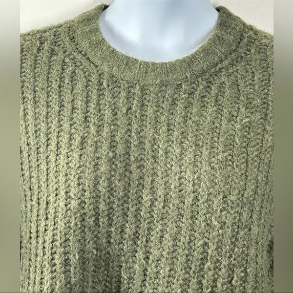 American Eagle Dark Green Chunky Knit Sweater | Small | Cropped Oversized Fit - Image 7