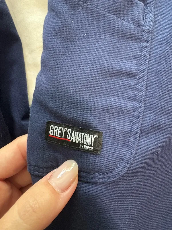 XS Navy Figs & Grey’s Anatomy Scrub Set - Image 6