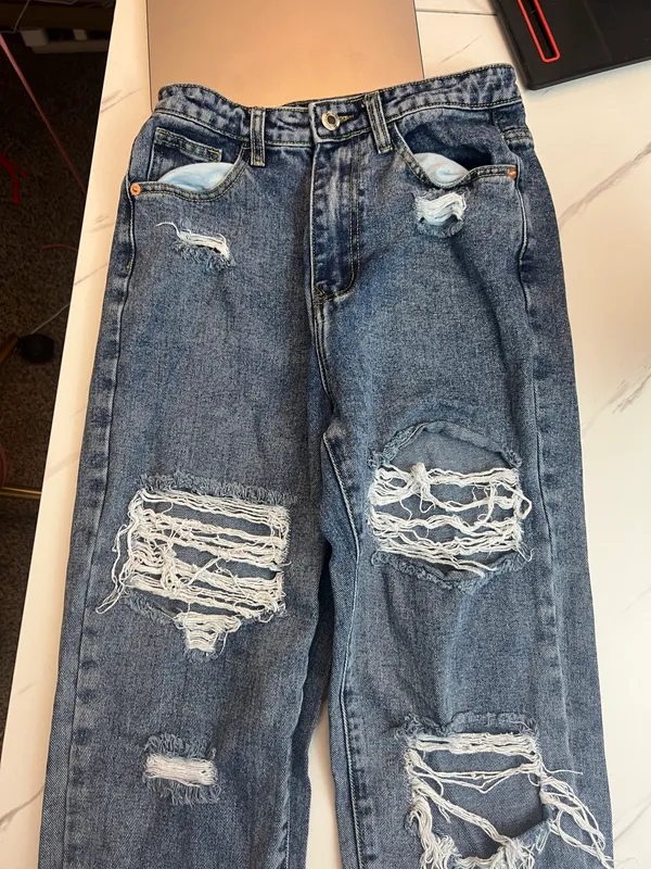 PRETTYLITTLETHING Mid Blue Ripped Mom Jeans - Image 6