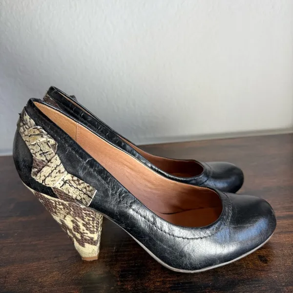 Aldo Black and Cream Heels Sleek Pointed Toe - Image 5