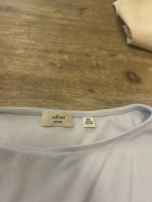 Aritzia Wilfred Dress - Image 3