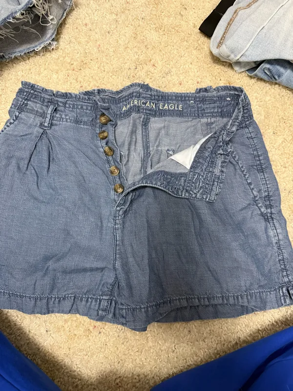 American Eagle Shorts - Image 2